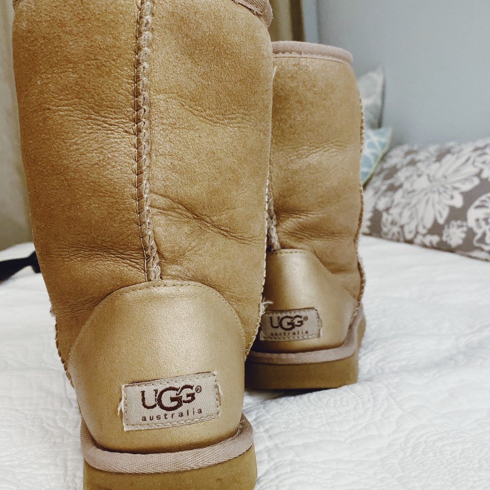 Ugg gold - Picture 3 of 5